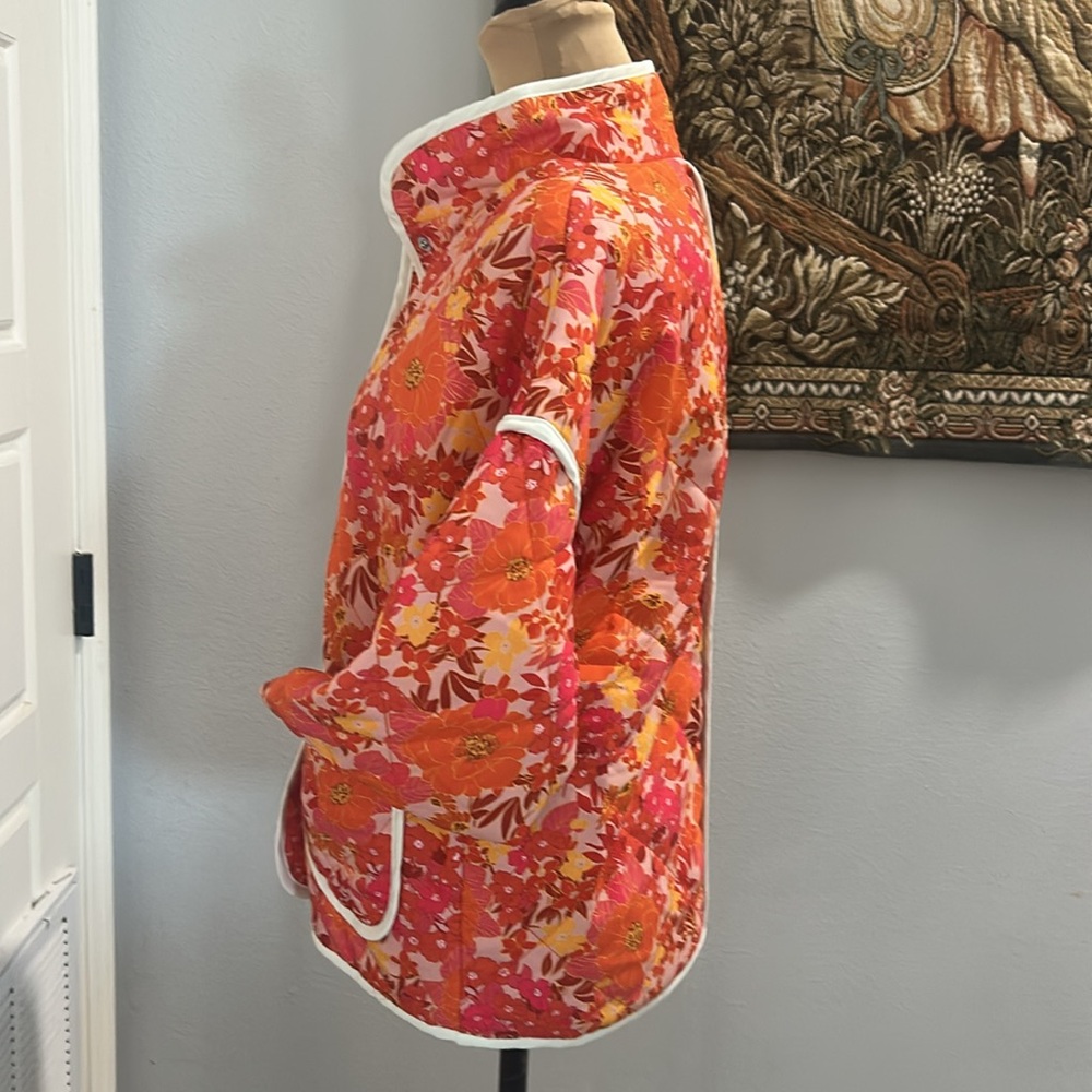 Dokoto‎ New With Tags Floral Quilted Jacket. Size S - Picture 4 of 12